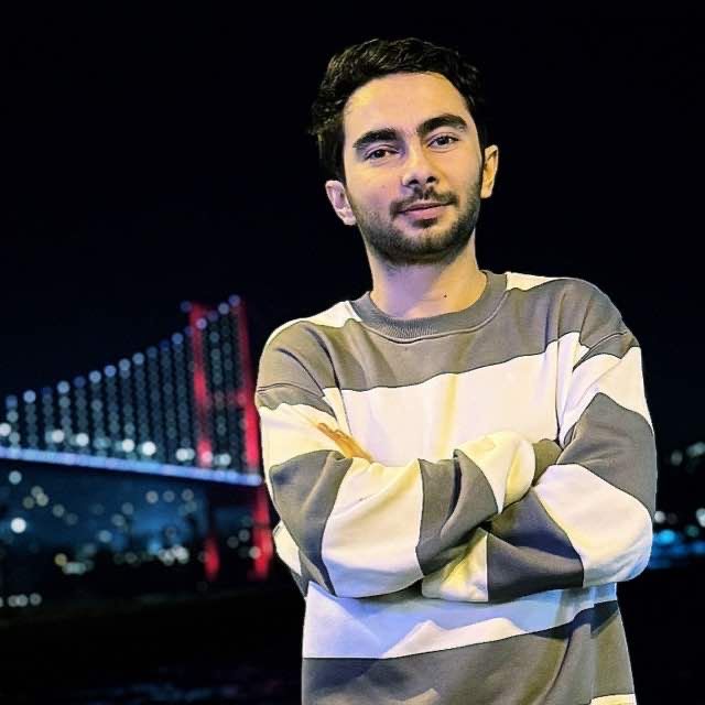 Meisam Samadzadeh Meisam Samadzadeh
